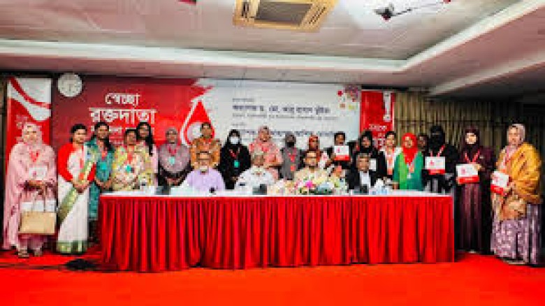 রক্তদাতারা সৎ গুণের চর্চা করেন, তাদের পক্ষে অসৎ কাজ করা সম্ভব নয়: জাবি উপাচার্য